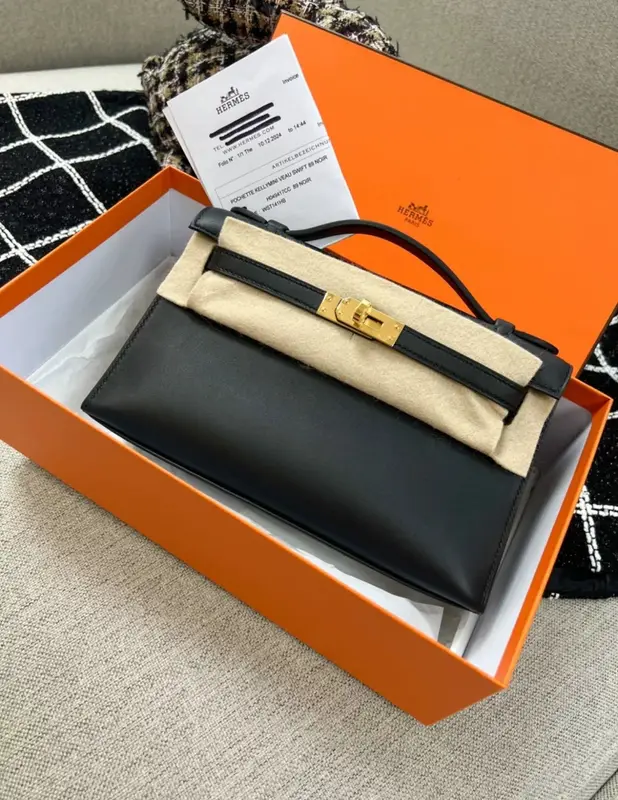 Hermès Kelly Pochette